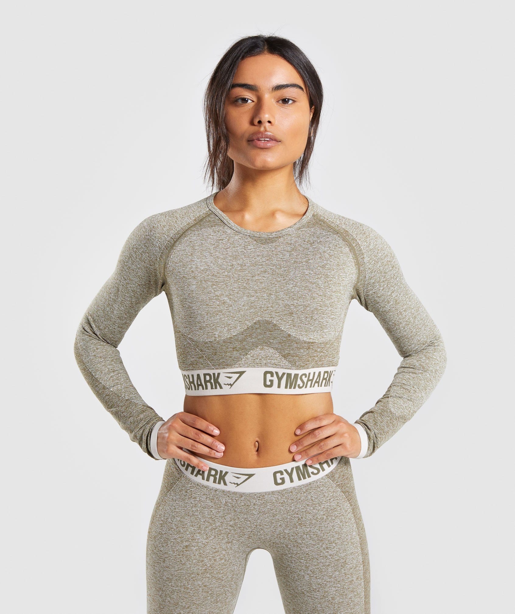 Gymshark Flex Long Sleeve Crop Top - Khaki/Sand